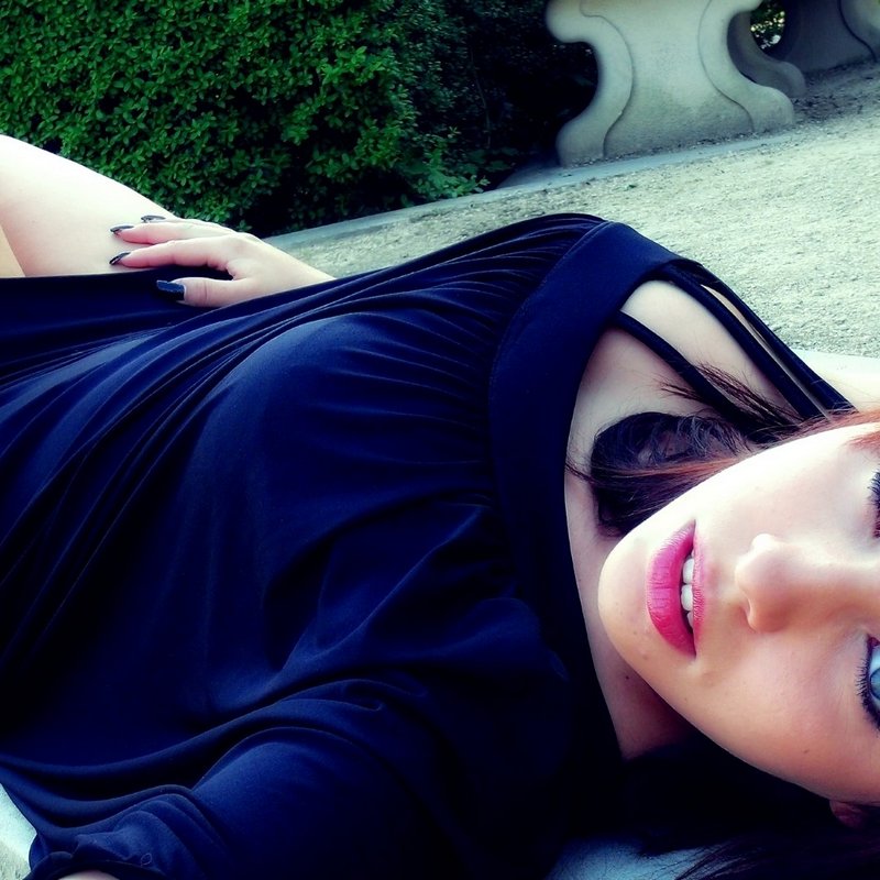 Jeannine 33 Escort Kernein