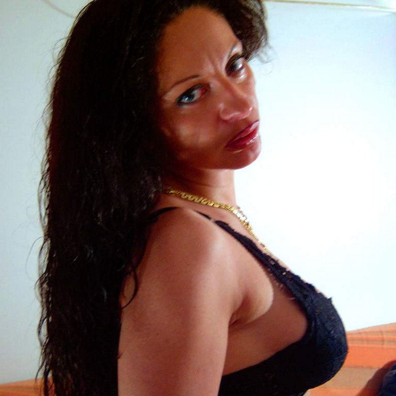 Ariane 26 Escort girls Quimperlé