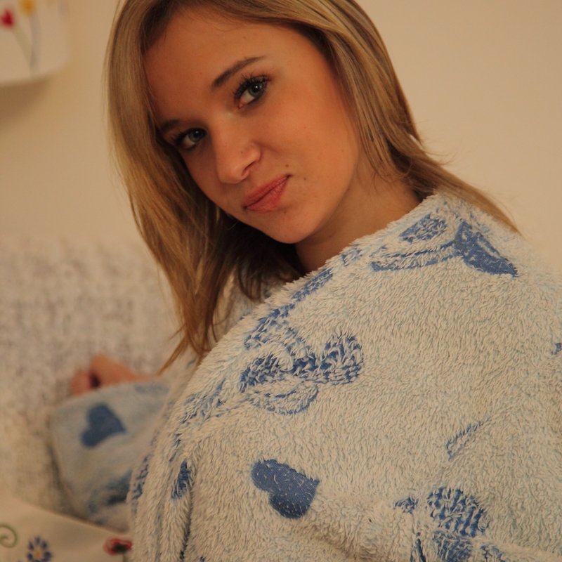 Amélie 27 Escortes discrètes Saint-Amant-Tallende