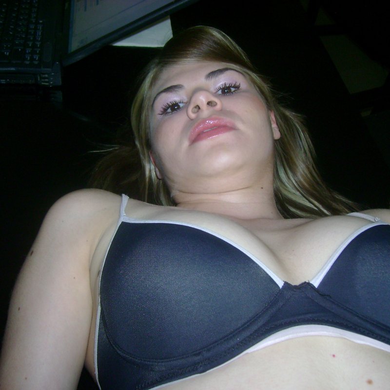 Adélaïde 27 Escort Les Couêts