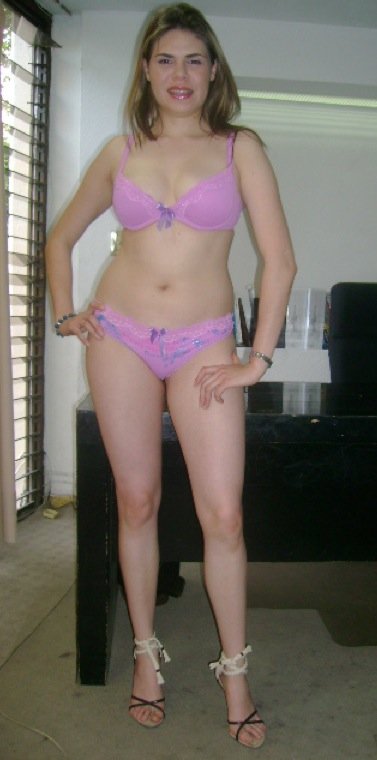 Mathilde 35 Escort Guilers
